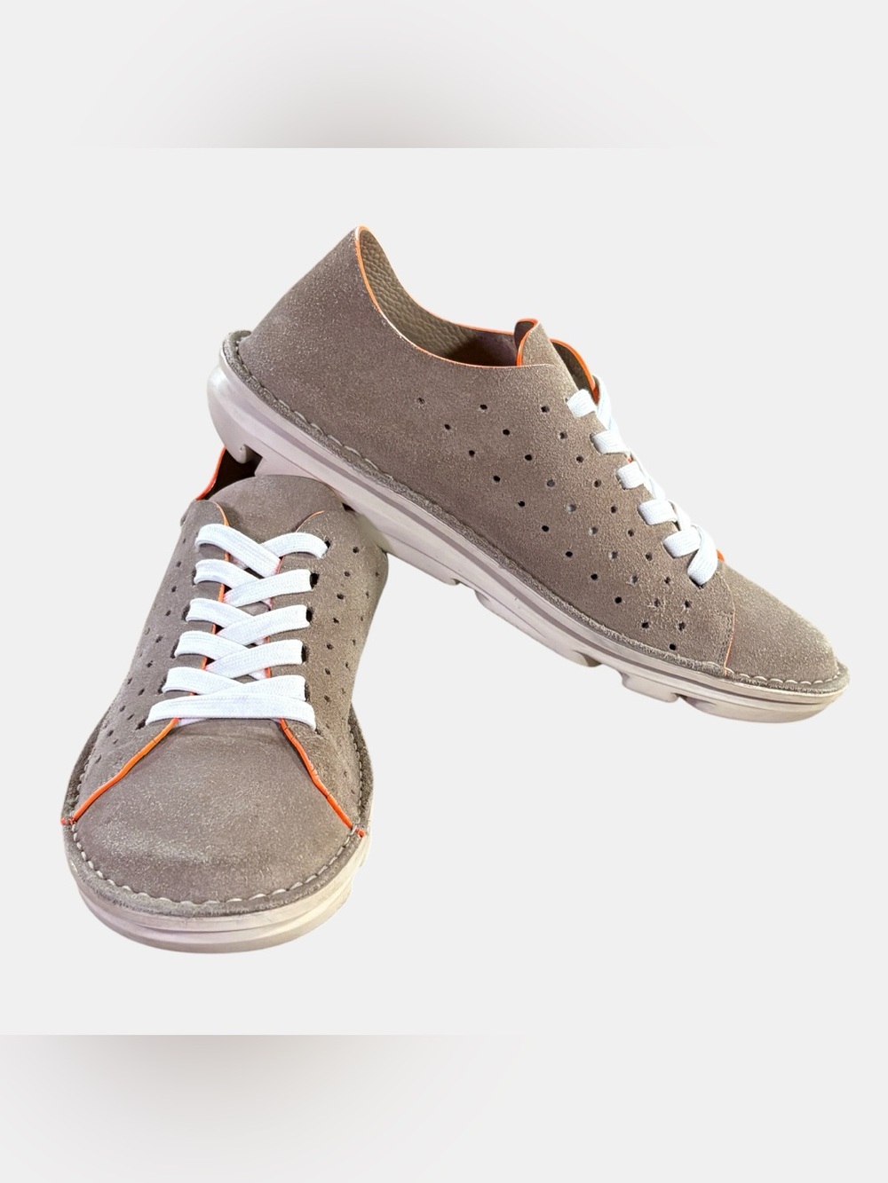 OnFoot Spain Suede Comfort Walking Shoes Beige Orange Trim EU 41 US 10 Lace Up